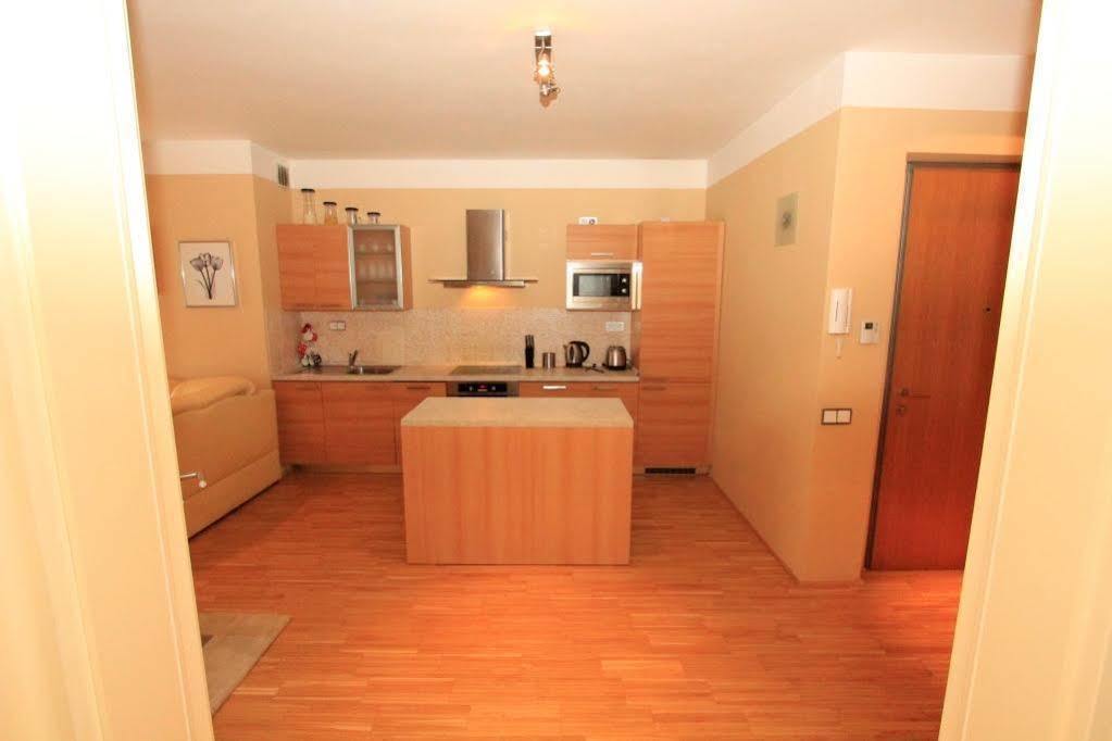 Luxury Apartment River Diamond Residence Prague Exterior photo