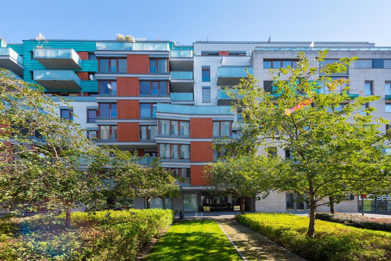 Luxury Apartment River Diamond Residence Prague Exterior photo